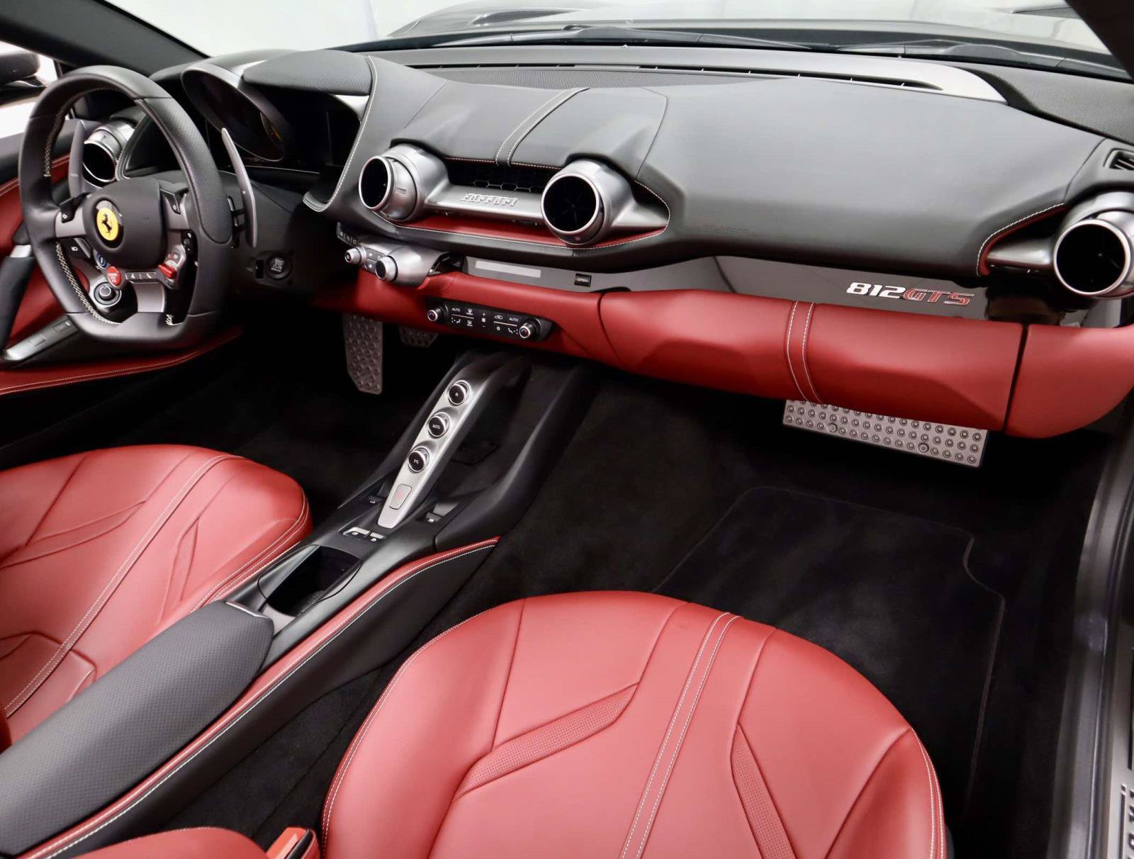 Used 2018 Ferrari 488 Spider RWD image 56