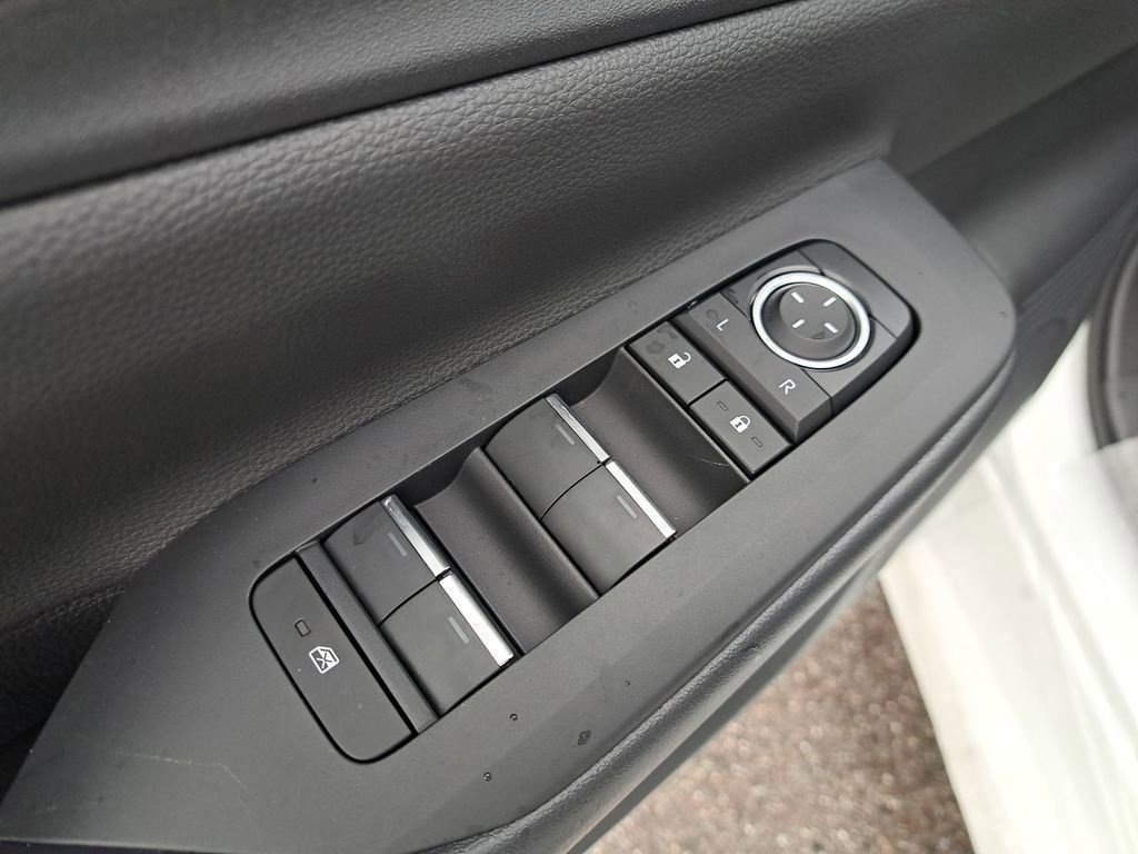 New 2026 Toyota Prius XSE image 15