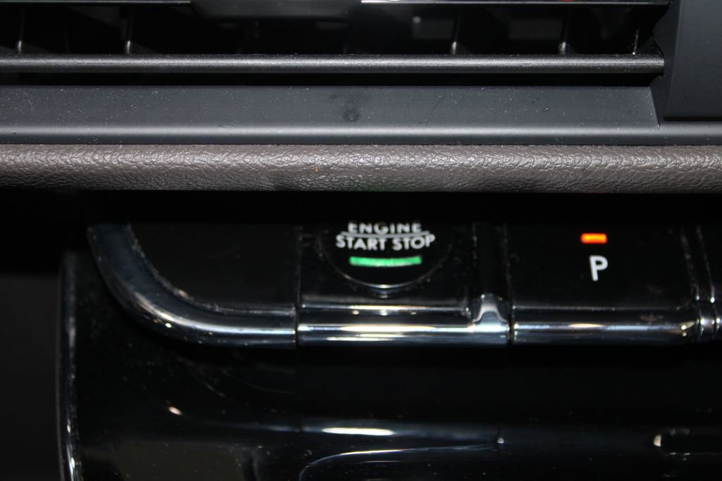 Used 2023 Lincoln Corsair Reserve w/ Equipment Group 201A image 43