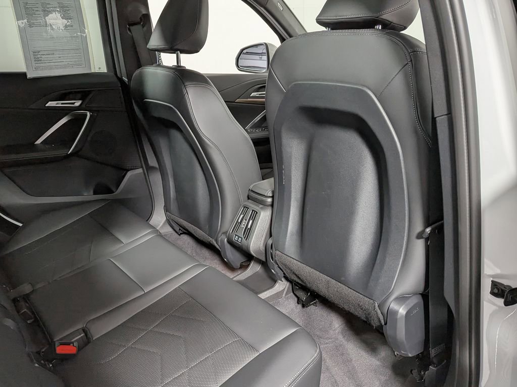 Used 2025 BMW X1 xDrive28i w/ Technology Package AWD/4WD image 41