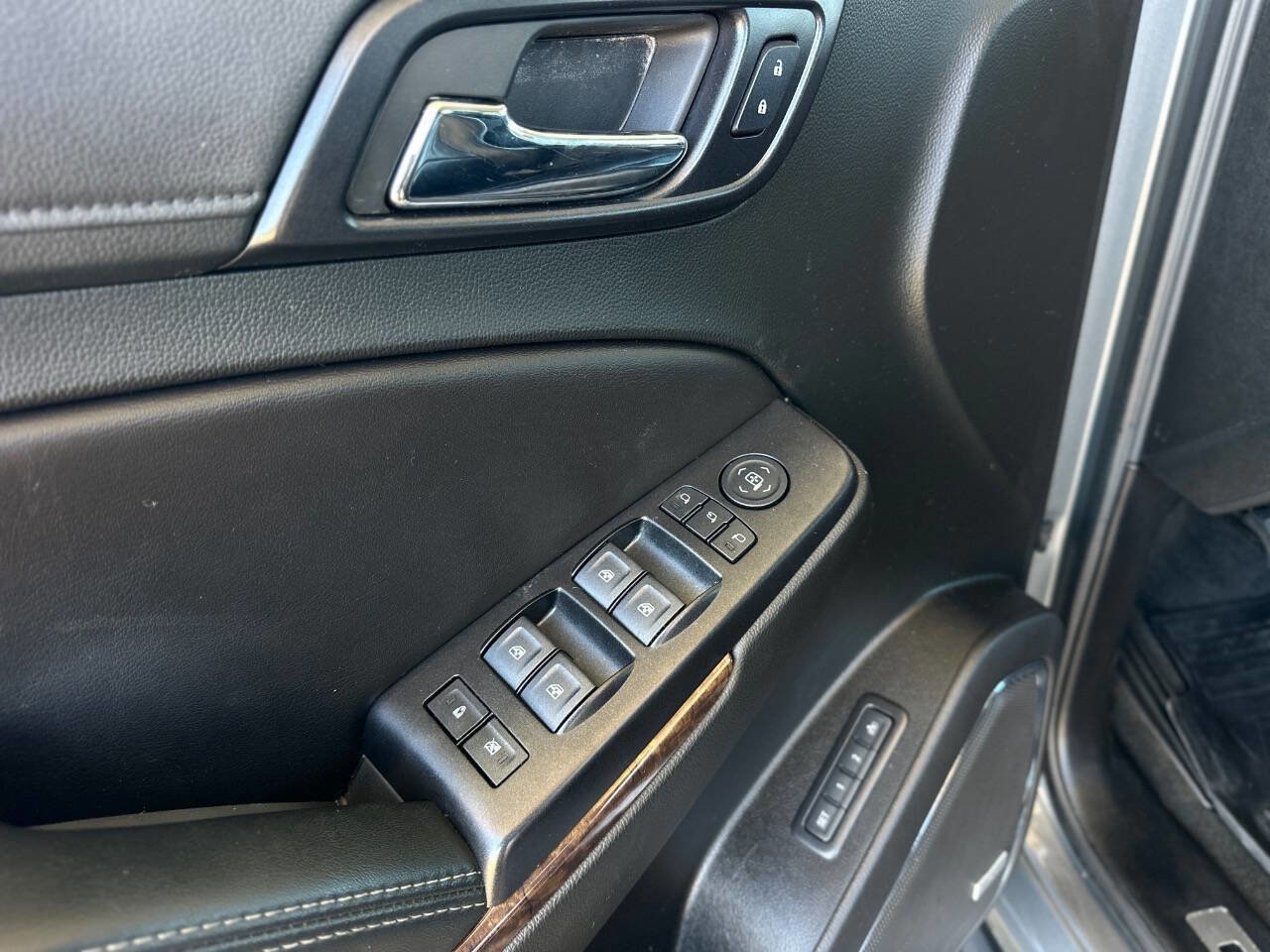 Used 2018 Chevrolet Tahoe LT w/ Texas Edition Package image 11