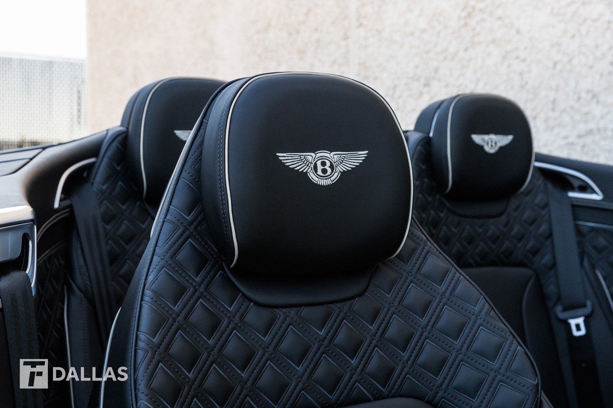 Used 2022 Bentley Continental GT image 36