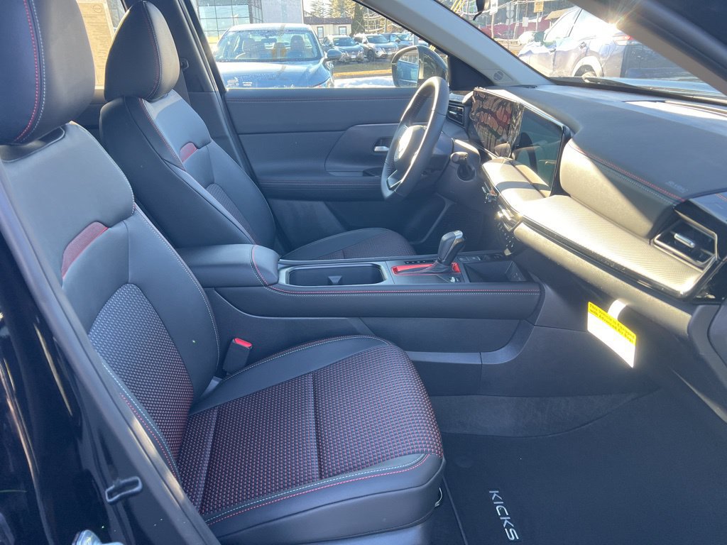 New 2026 Nissan Kicks SR w/ Cold Weather Package AWD/4WD image 44