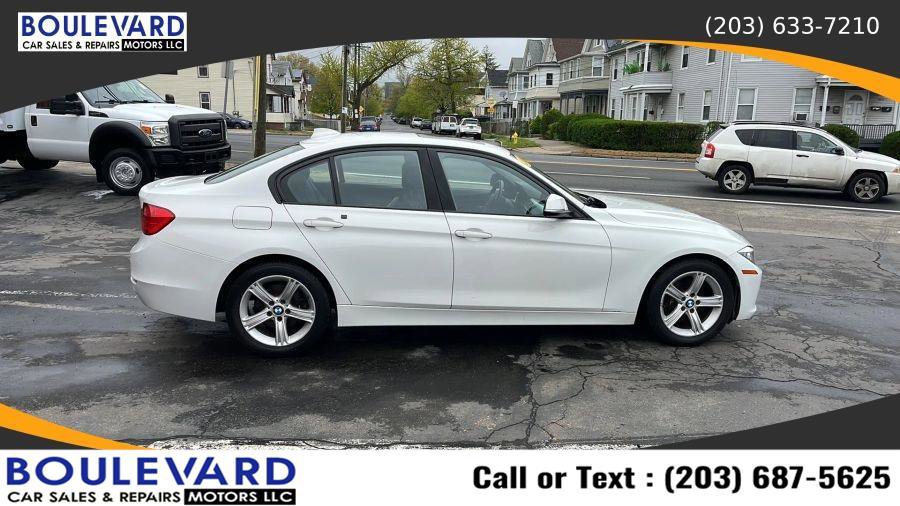 Used 2014 BMW 320i Sedan RWD image 10