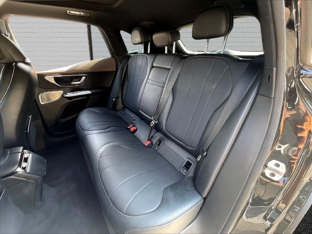 Used 2023 Mercedes-Benz EQE 350+ SUV image 16