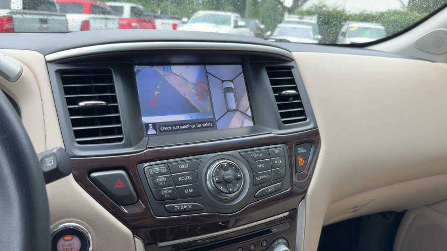 Used 2016 Nissan Pathfinder SL w/ SL Tech Package AWD/4WD image 18