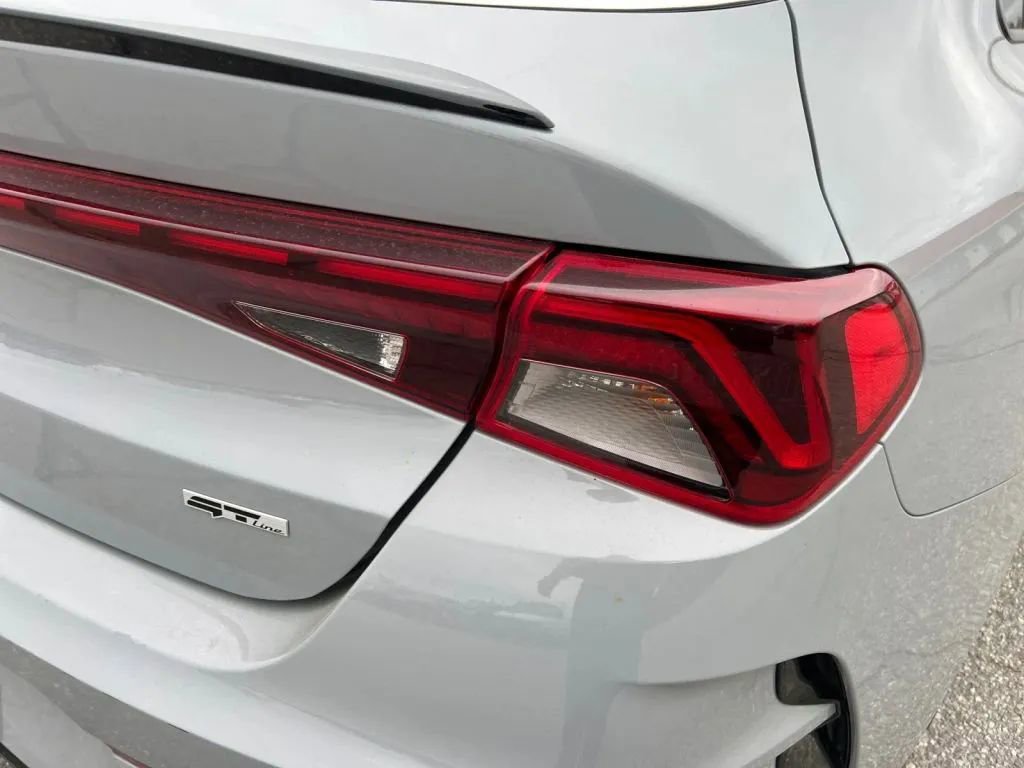 Used 2023 Kia K5 GT-Line image 34
