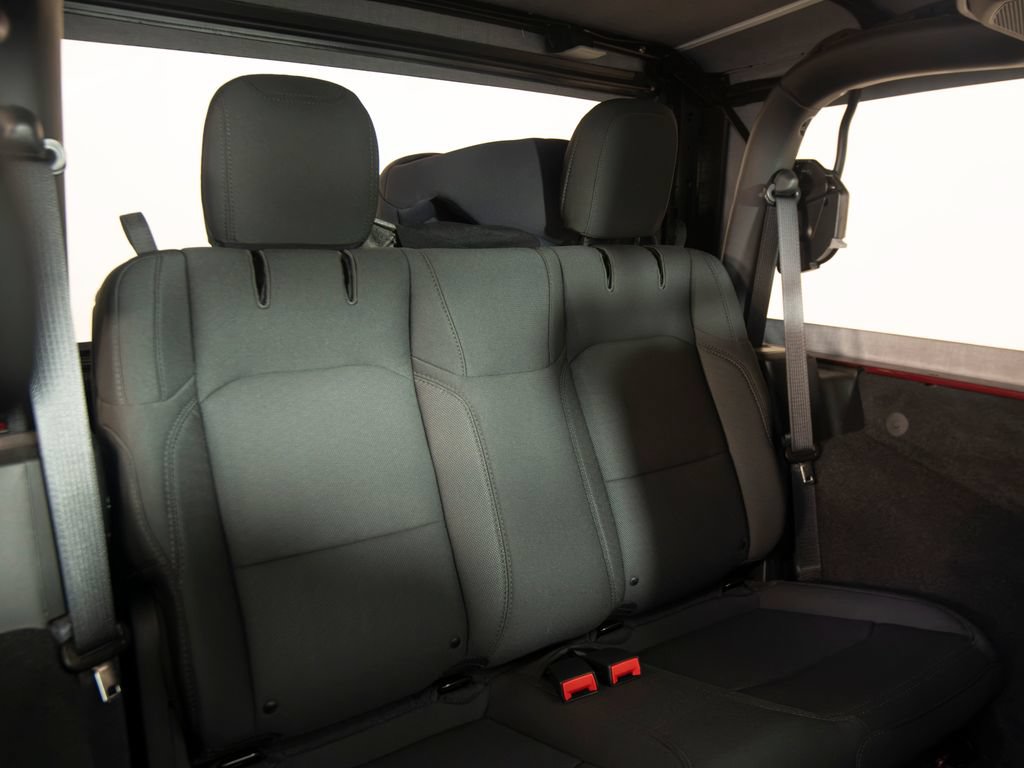 Used 2021 Jeep Wrangler Sport AWD/4WD image 28