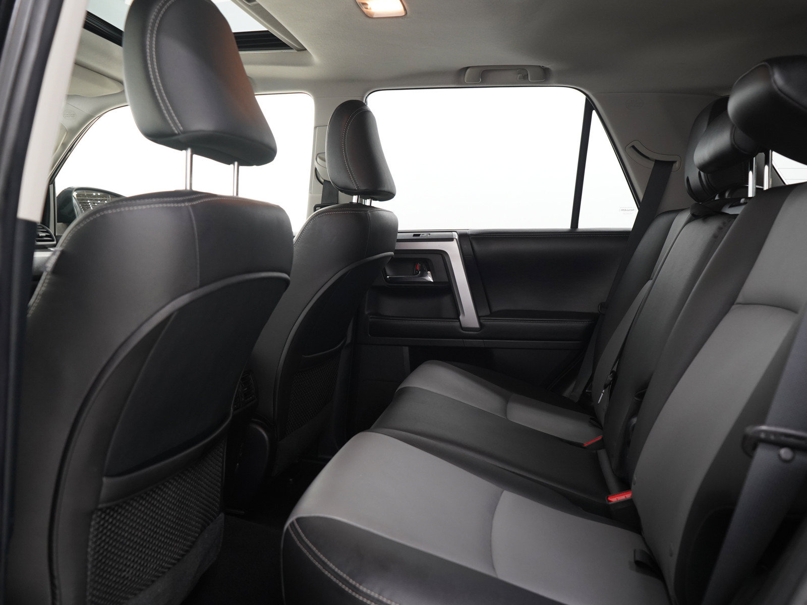 Used 2015 Toyota 4Runner SR5 Premium AWD/4WD image 19