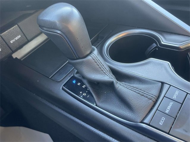 Used 2024 Toyota Camry SE image 29
