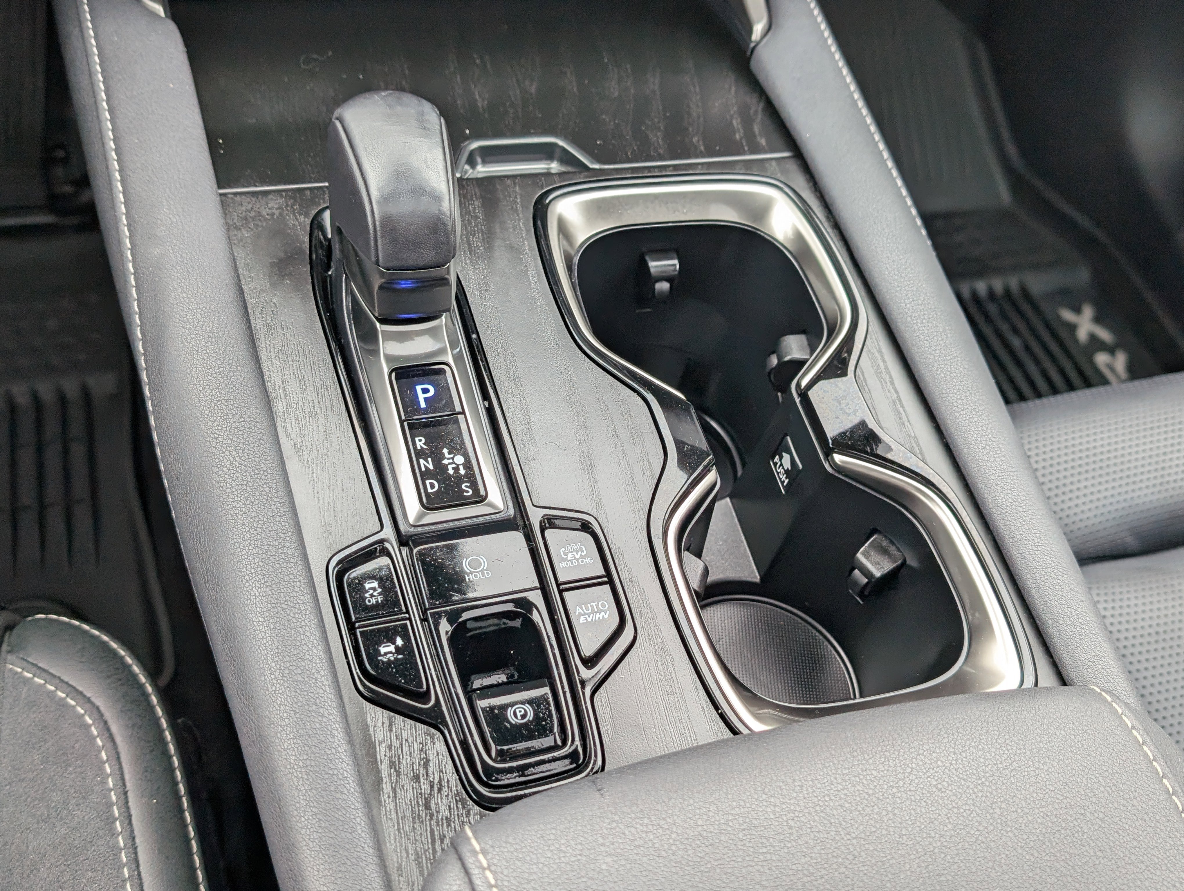 Certified 2025 Lexus RX 450h AWD w/ Convenience Package image 27