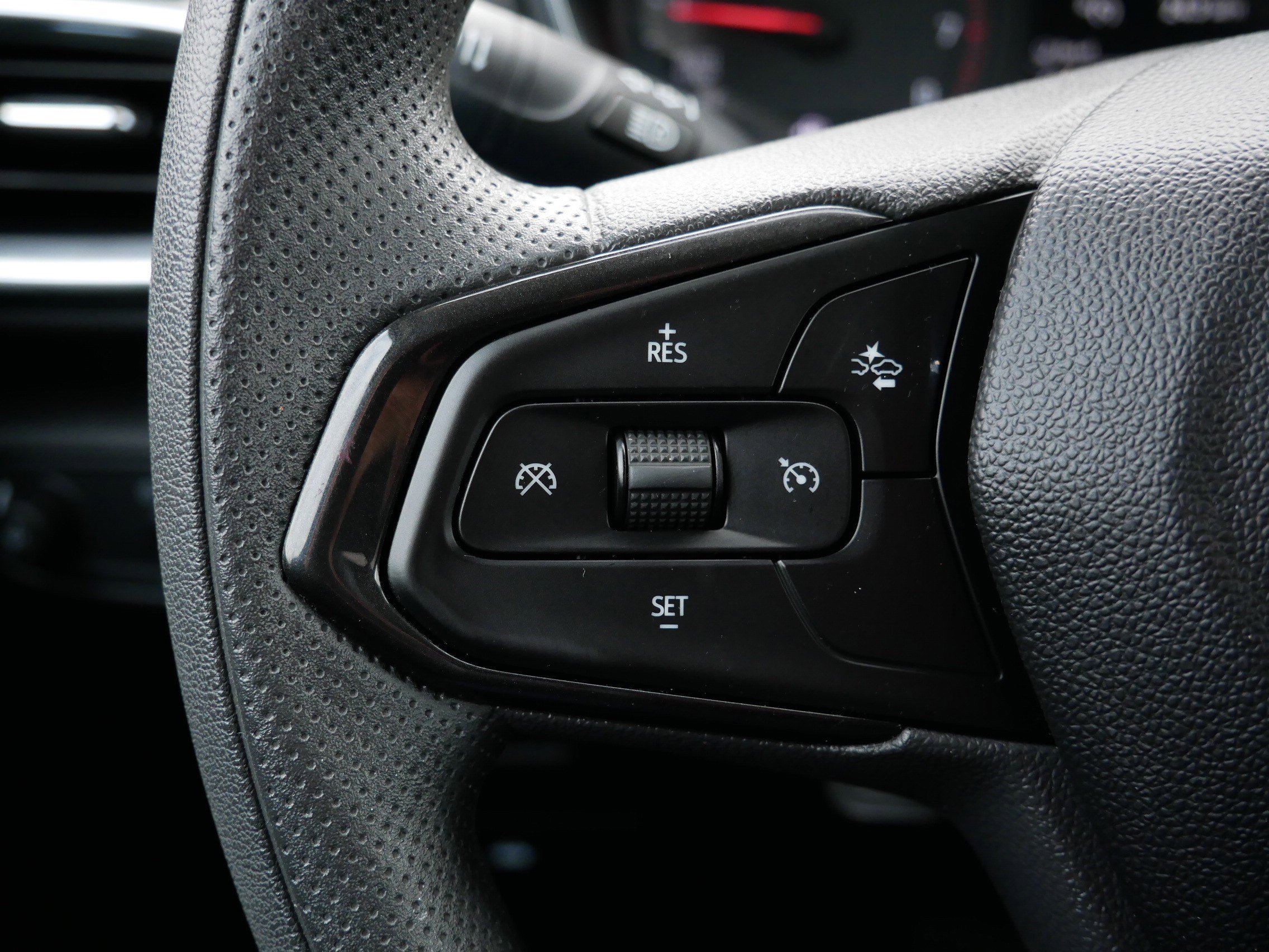 Used 2023 Chevrolet TrailBlazer LT image 28