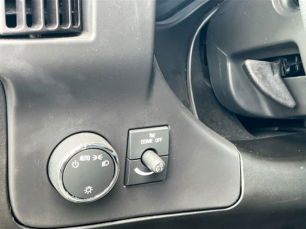 Used 2024 Chevrolet Express 2500 w/ Driver Convenience Package image 10