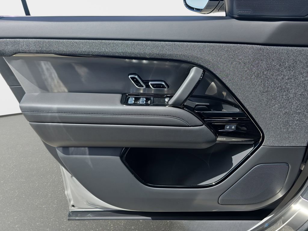 New 2026 Land Rover Range Rover Sport SE AWD/4WD image 28