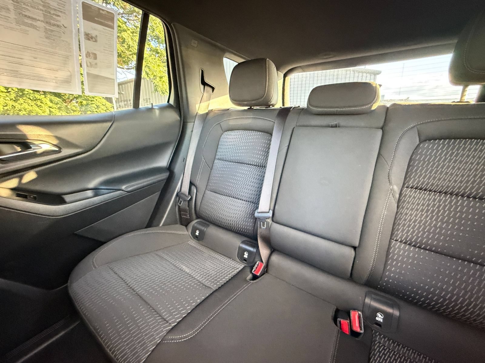 Used 2025 Chevrolet Equinox LT AWD/4WD image 38