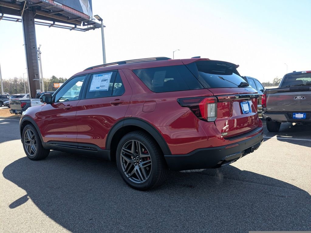New 2026 Ford Explorer ST-Line w/ ST-Line Street Pack image 6