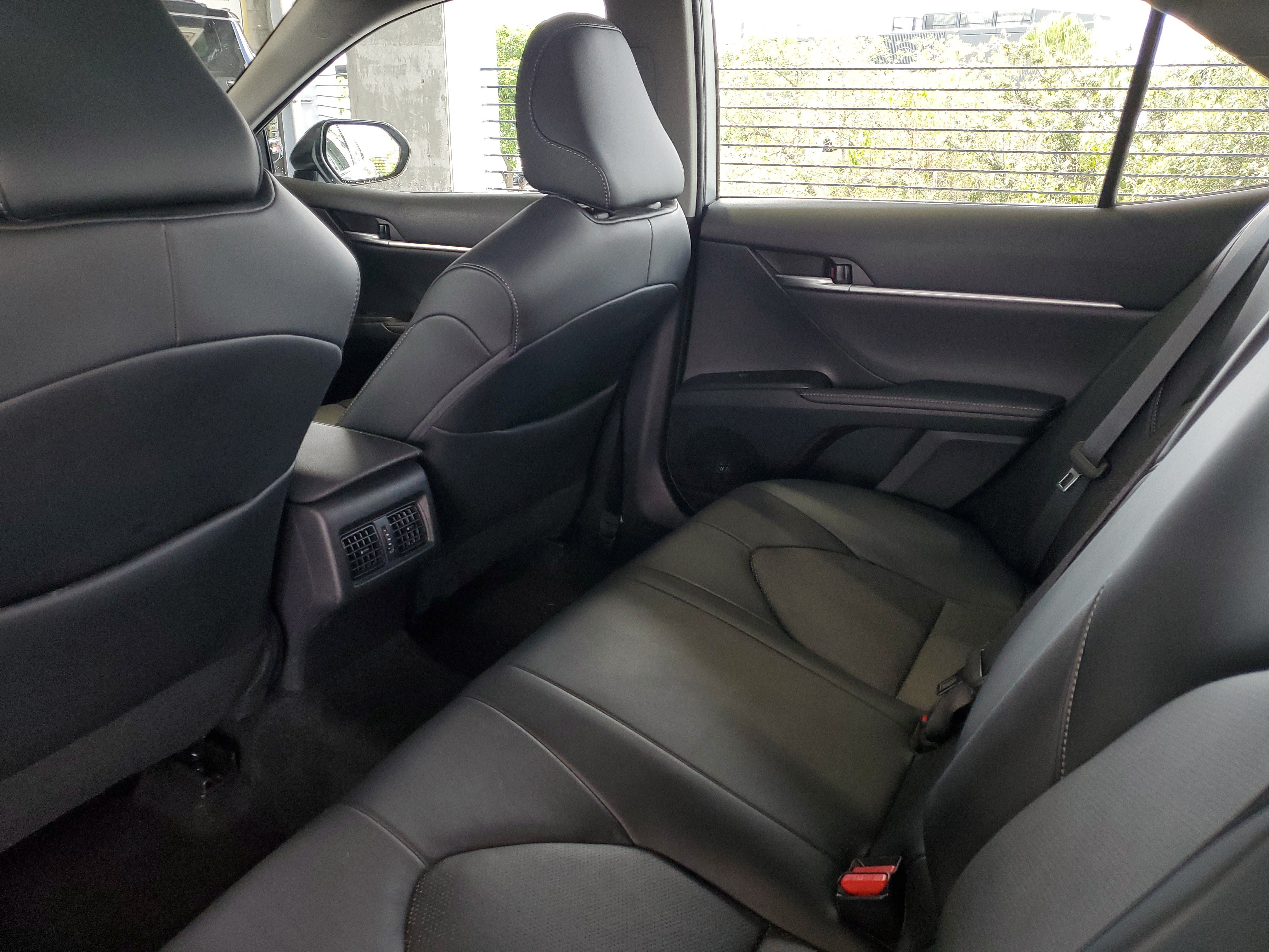 Used 2023 Toyota Camry XSE FWD image 10