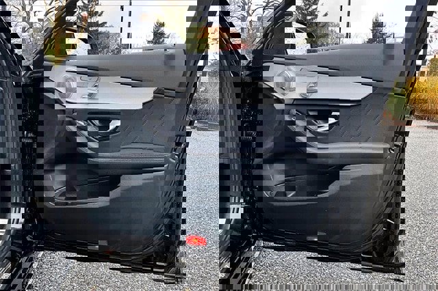 Certified 2021 Mercedes-Benz C 300 4MATIC Sedan image 31