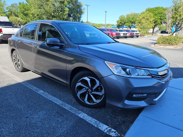 Used 2017 Honda Accord EX-L image 5