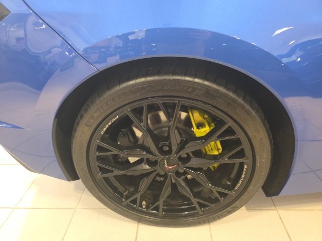 Used 2023 Chevrolet Corvette Stingray w/ Z51 Performance Package image 10