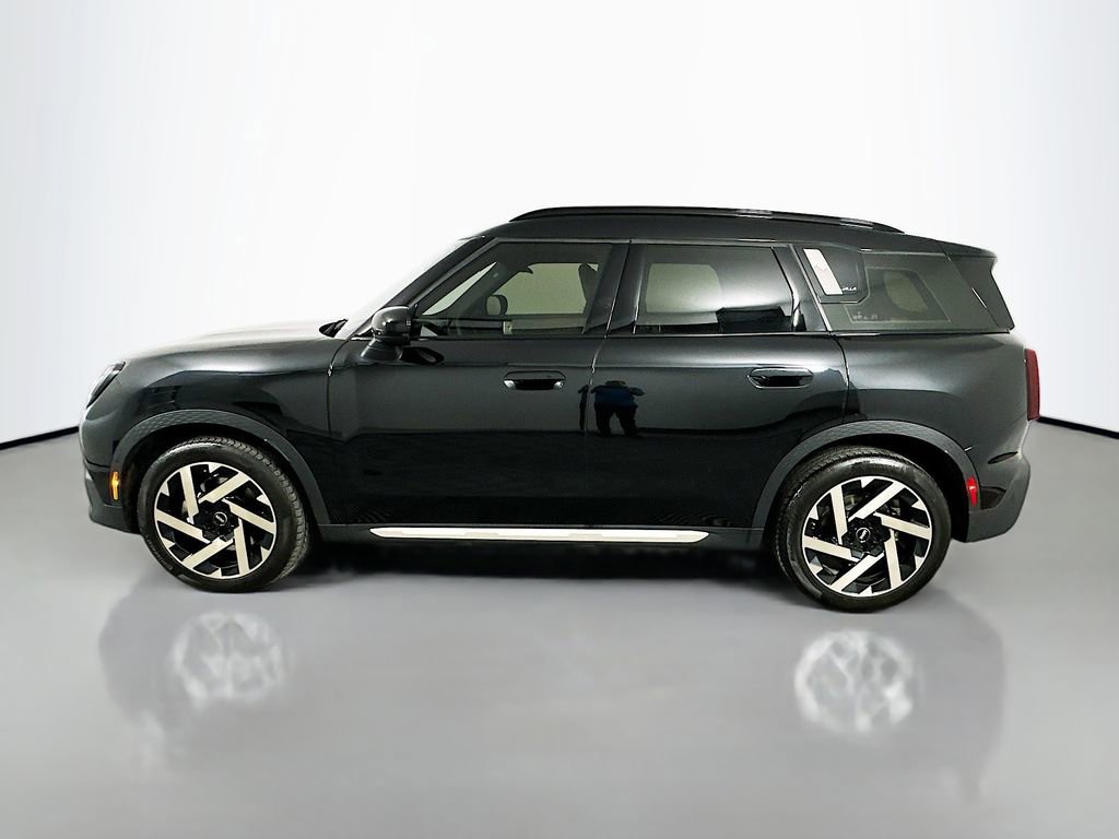 Certified 2025 MINI Cooper Countryman S image 8