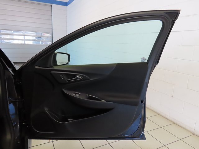 Used 2023 Chevrolet Malibu LT image 27