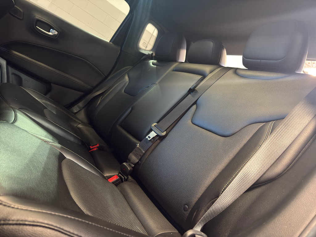 Used 2021 Jeep Compass Latitude w/ Sun and Sound Group AWD/4WD image 32