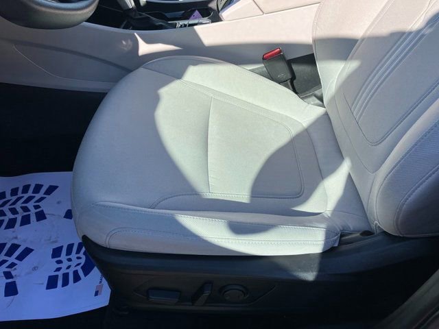 Used 2025 Hyundai Tucson SEL image 14