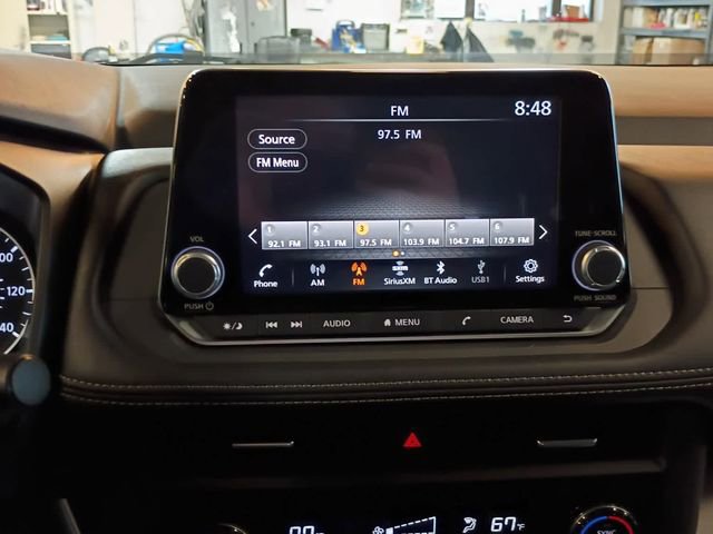 Used 2025 Nissan Rogue SV AWD/4WD image 18