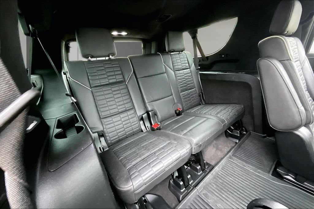 Used 2024 Cadillac Escalade ESV Sport Platinum w/ LPO, Floor Liner Package AWD/4WD image 30