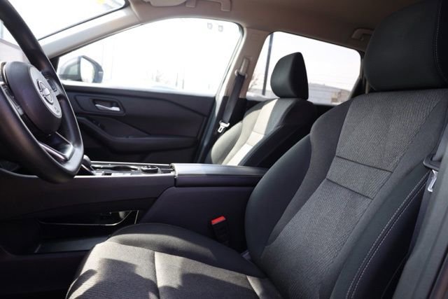 Used 2024 Nissan Rogue SV image 18