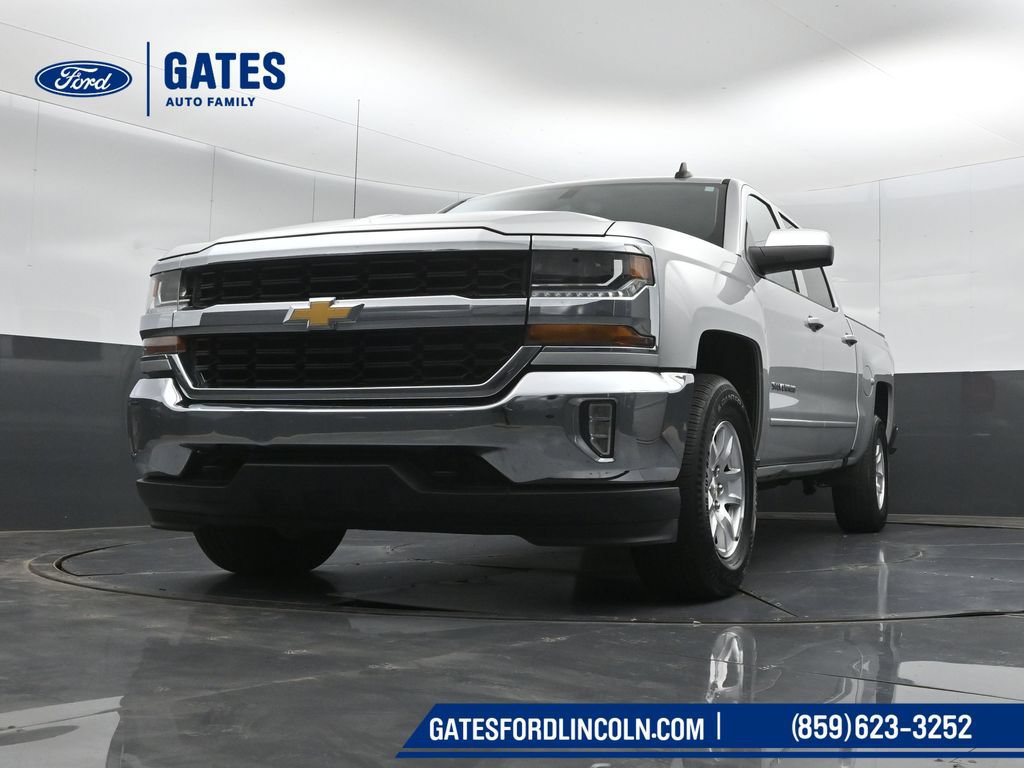 Used 2018 Chevrolet Silverado 1500 LT w/ All Star Edition AWD/4WD image 36