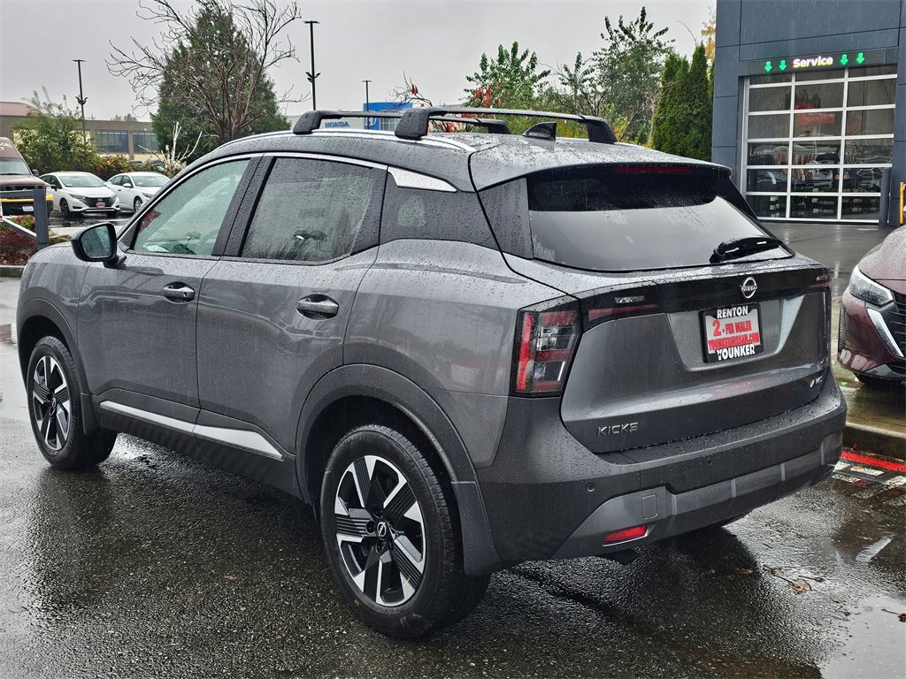 New 2026 Nissan Kicks SV image 4