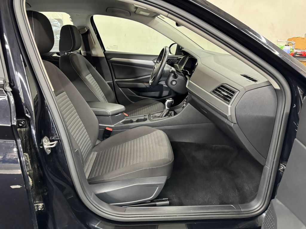 Used 2024 Volkswagen Jetta S FWD image 28