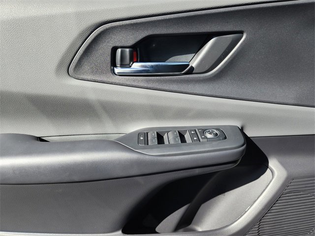 New 2026 Toyota Prius XLE image 17