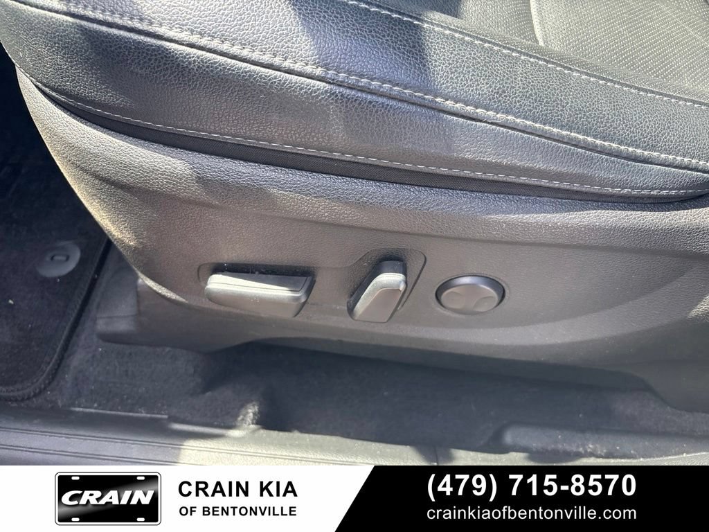 Certified 2023 Kia Telluride EX w/ EX Captain's Chair Package AWD/4WD image 15