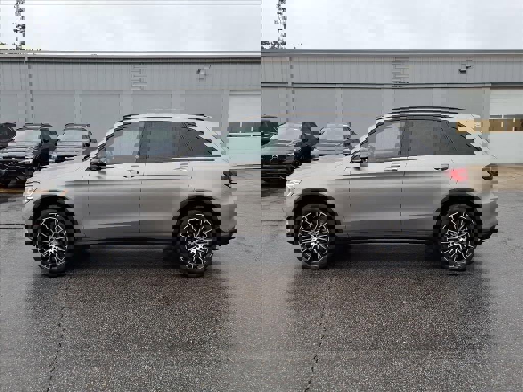 Used 2020 Mercedes-Benz GLC 300 image 7