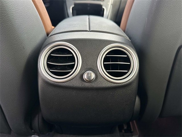 Used 2023 Mercedes-Benz GLC 300 4MATIC Coupe image 14