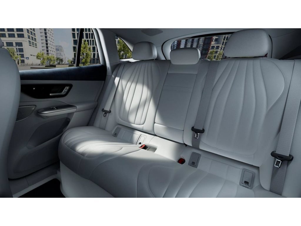 New 2027 Mercedes-Benz EQE 320 4MATIC SUV image 5
