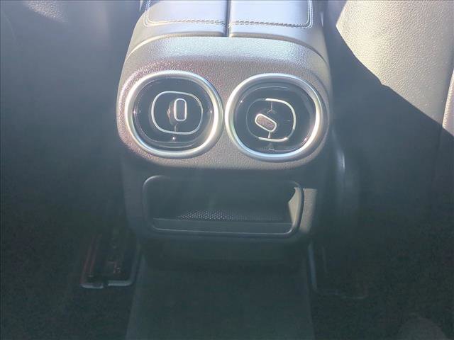 Used 2025 Mercedes-Benz GLC 300 4MATIC image 19