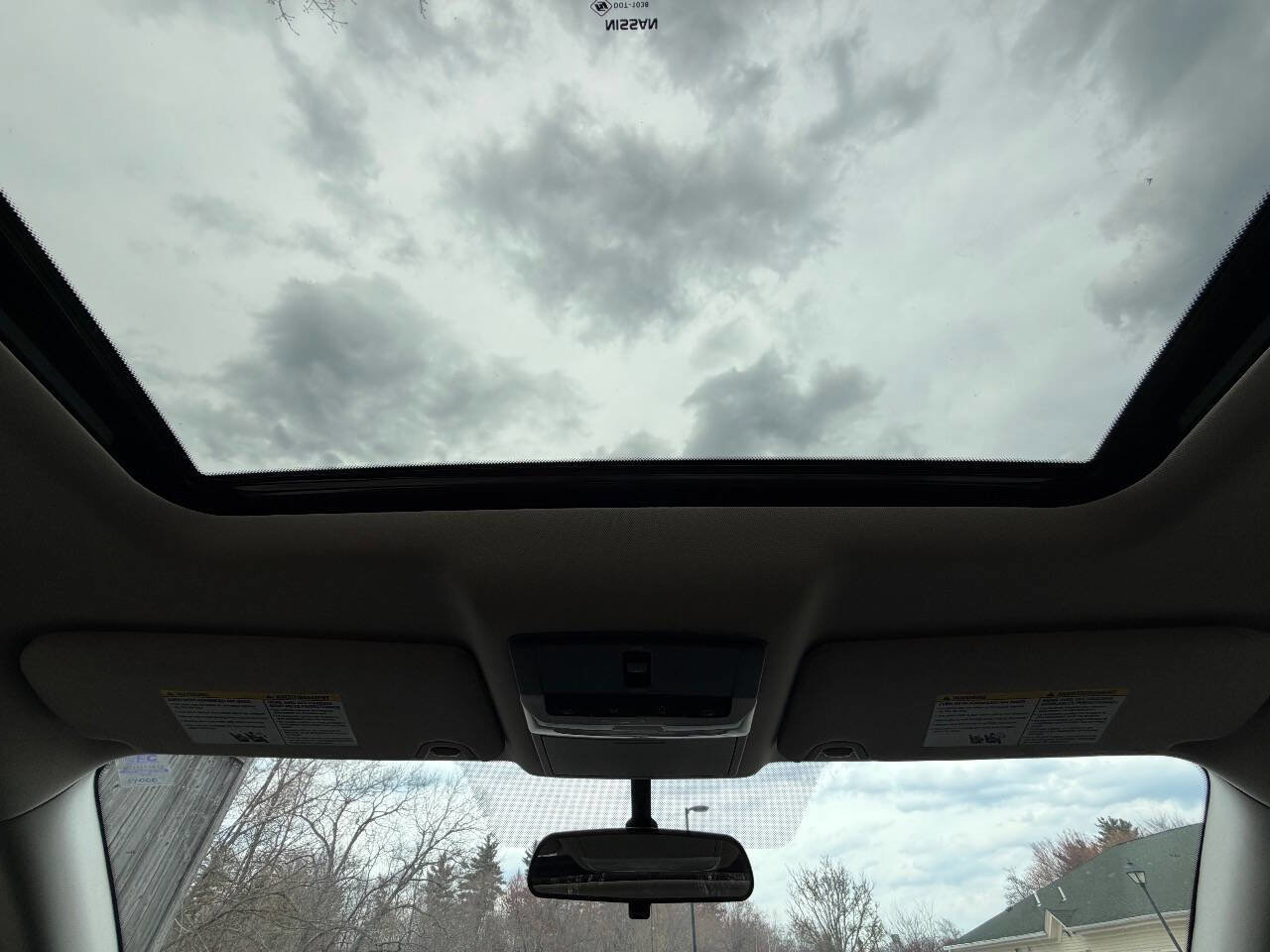 Used 2019 Nissan Altima 2.5 SR w/ SR Premium Package AWD/4WD image 18