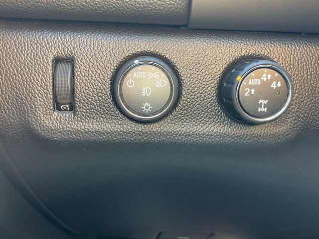 Used 2016 GMC Canyon SLE w/ All Terrain Adventure Package image 24