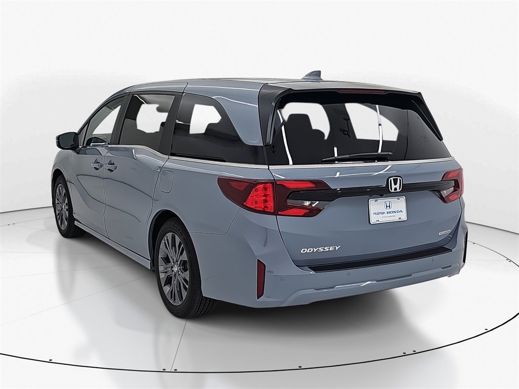 New 2026 Honda Odyssey Touring image 8