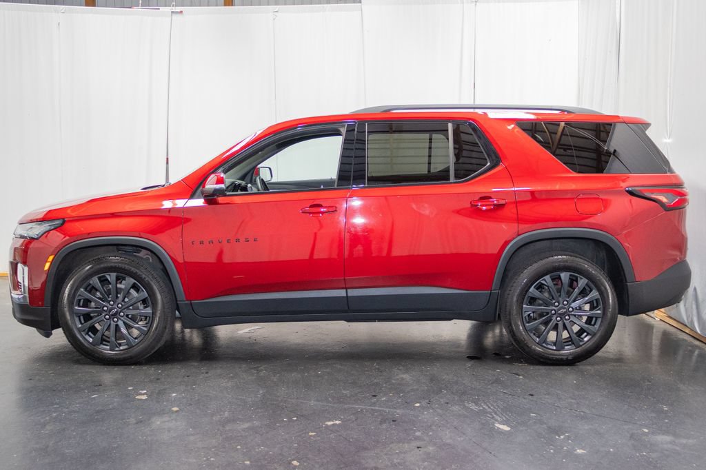 Used 2023 Chevrolet Traverse RS AWD/4WD image 5