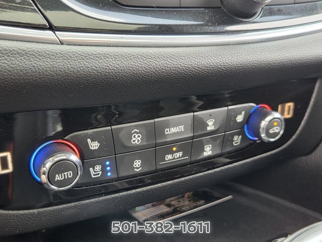 Used 2020 Buick Enclave Avenir w/ Avenir Technology Package FWD image 21
