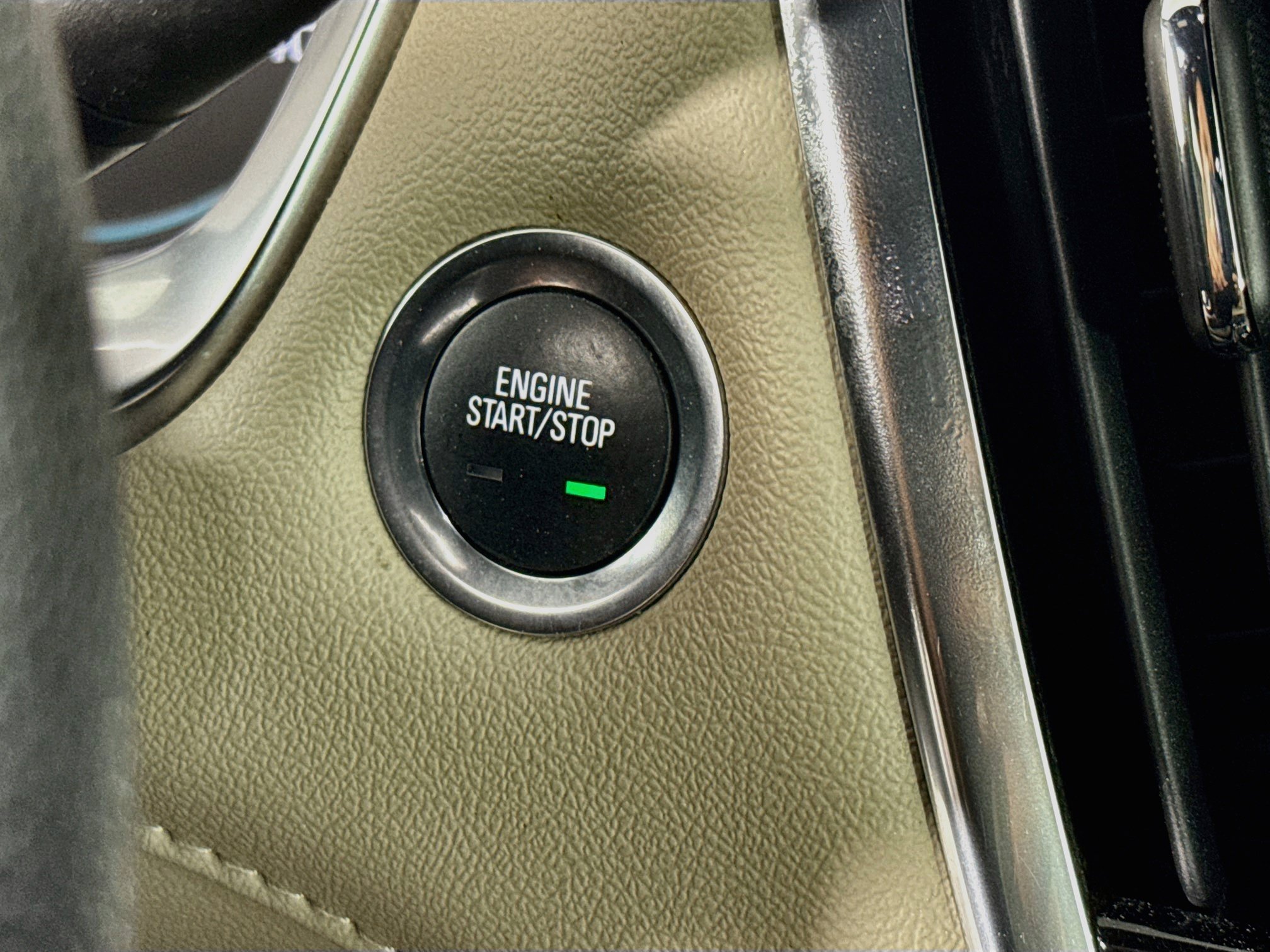 Used 2024 Chevrolet Traverse LS w/ Midnight/Sport Edition FWD image 19