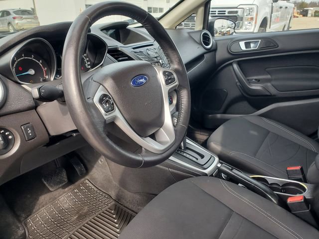 Used 2015 Ford Fiesta SE image 10
