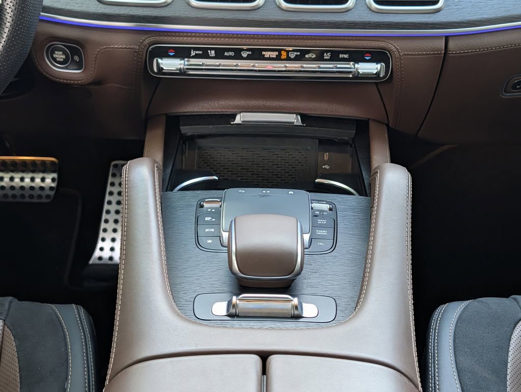 Used 2024 Mercedes-Benz GLE 53 AMG 4MATIC Coupe image 19