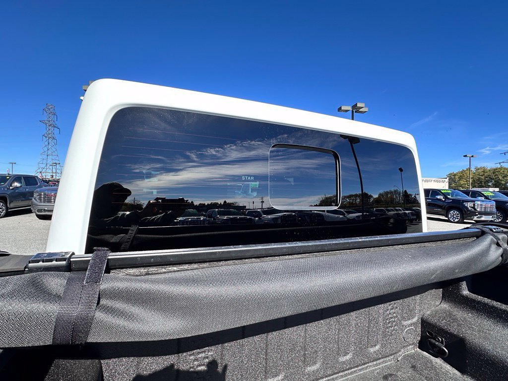 Used 2023 Jeep Gladiator Mojave w/ LED Lighting Group AWD/4WD image 44