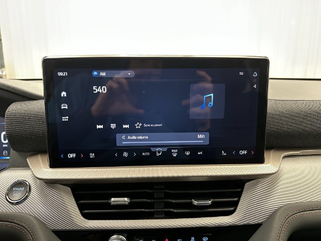 New 2026 Ford Explorer Active w/ Active Comfort Package AWD/4WD image 15